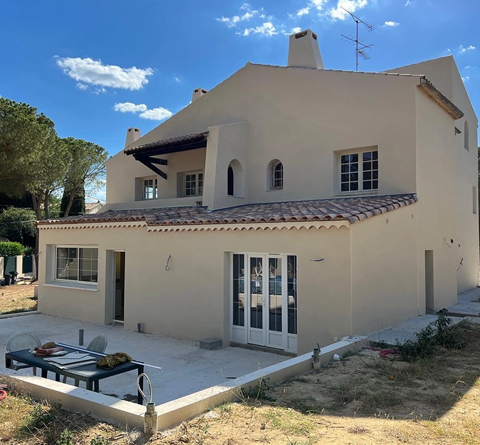 Sablage professionnel de façade dans le Gard
