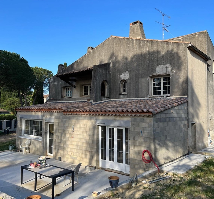 Rénovation complète de façade à Nîmes